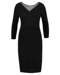 Robe-pull noire Comma