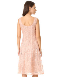 Robe rose Nanette Lepore