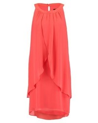 Robe rouge Comma
