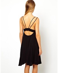 Robe trapèze noire Asos