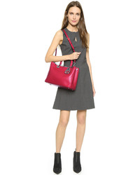 Sac en cuir rouge Christian Dior