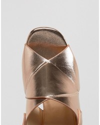 Sandales à talons dorées Missguided