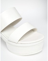 Sandales à talons en cuir épaisses blanches Asos