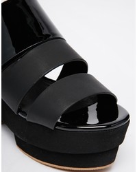 Sandales à talons en cuir épaisses noires
