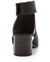 Sandales à talons en cuir épaisses noires Coclico
