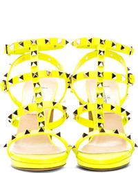 Sandales à talons en cuir jaunes Valentino