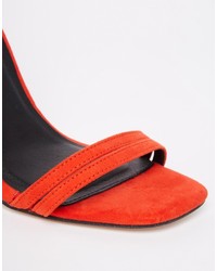 Sandales à talons en daim rouges Asos