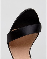 Sandales à talons en satin noires Asos