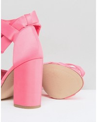 Sandales à talons en satin roses New Look
