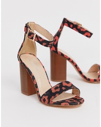 Sandales à talons en toile imprimées léopard noires Glamorous