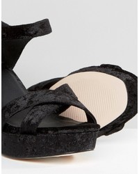 Sandales à talons en velours noires Asos