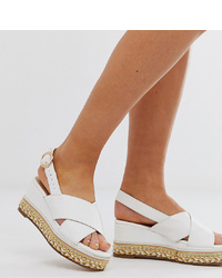 Sandales compensées en cuir blanches Simply Be Extra Wide Fit