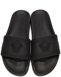 Sandales en caoutchouc noires Versace