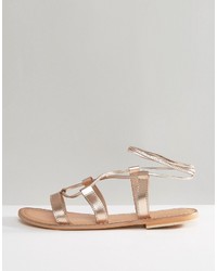 Sandales en cuir dorées Asos