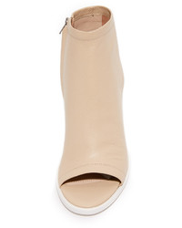 Sandales en cuir marron clair DKNY