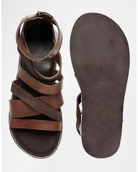 Sandales en cuir marron Asos