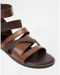 Sandales en cuir marron Asos