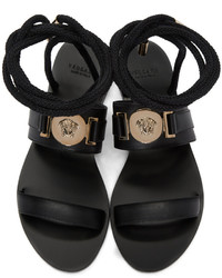 Sandales en cuir noires Versace