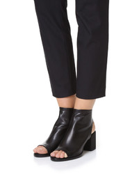 Sandales en cuir noires DKNY