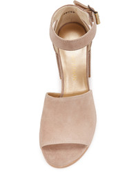 Sandales en daim marron clair Stuart Weitzman