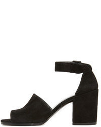 Sandales en daim noires Stuart Weitzman