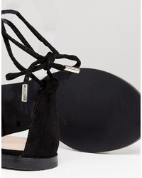 Sandales ornées noires PrettyLittleThing