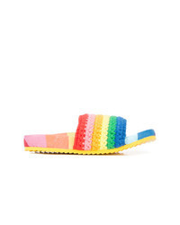 Sandales plates en crochet multicolores