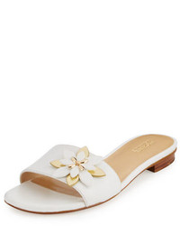 Sandales plates en cuir à fleurs blanches