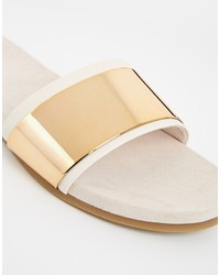 Sandales plates en cuir dorées Aldo