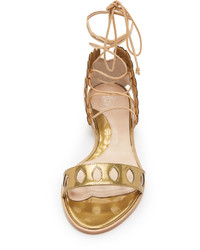Sandales plates en cuir dorées Paula Cademartori