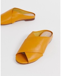 Sandales plates en cuir jaunes Aldo