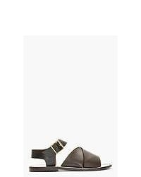Sandales plates en cuir marron foncé Marni Edition