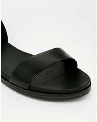 Sandales plates en cuir noires Aldo