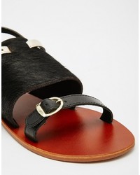 Sandales plates en cuir noires