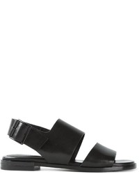 Sandales plates en cuir noires
