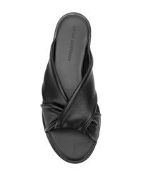 Sandales plates en cuir noires Haider Ackermann