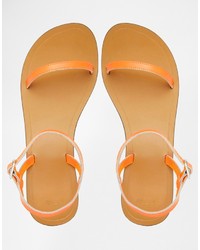 Sandales plates en cuir orange Asos