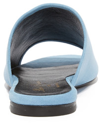 Sandales plates en daim bleu clair Robert Clergerie