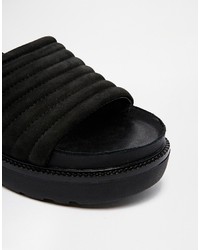 Sandales plates en daim noires Vagabond