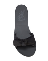 Sandales plates en satin noires Ancient Greek Sandals