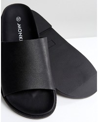 Sandales plates noires Monki