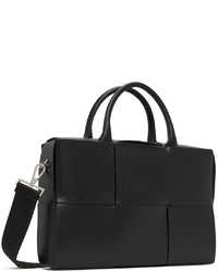 Serviette en cuir tressée noire Bottega Veneta