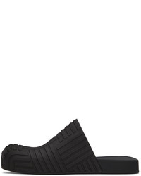 Slippers en caoutchouc noirs Bottega Veneta