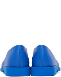 Slippers en cuir bleus At.Kollektive