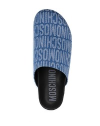Slippers en cuir imprimés bleu clair Moschino