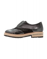 Slippers en cuir noirs Be Natural