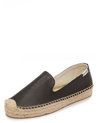 Slippers en cuir noirs Soludos