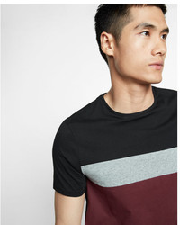 T-shirt à col rond à rayures horizontales bordeaux