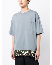 T-shirt à col rond camouflage bleu clair Comme des Garcons Homme