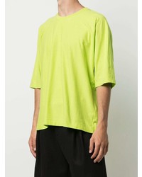 T-shirt à col rond chartreuse Homme Plissé Issey Miyake